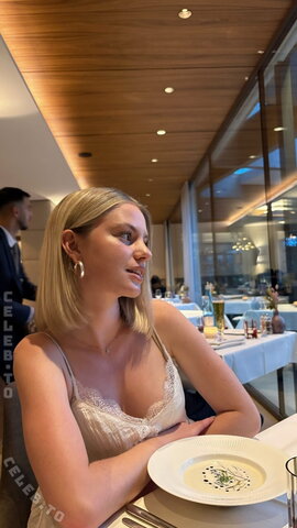 Eva Zimmermann nude photo 15