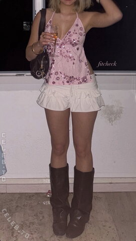 evaaklm nude photo 3