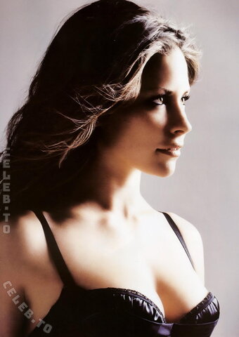 Evangeline Lilly nude photo 4