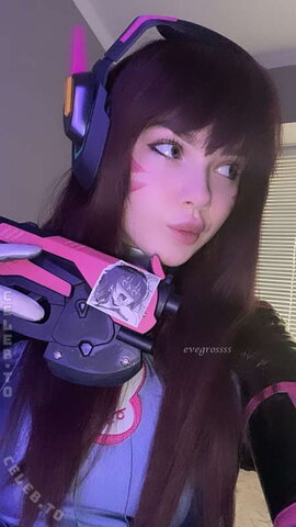 eve.grossss – Sexy DVA Cosplay from Patreon