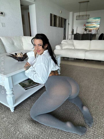 Evelin Stone nude photo 7
