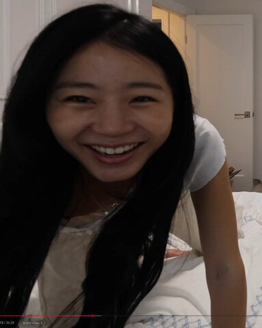 Evelyn Ha Hot (2 photos)
