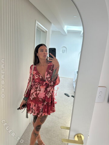 evelynuncovered nude photo 6