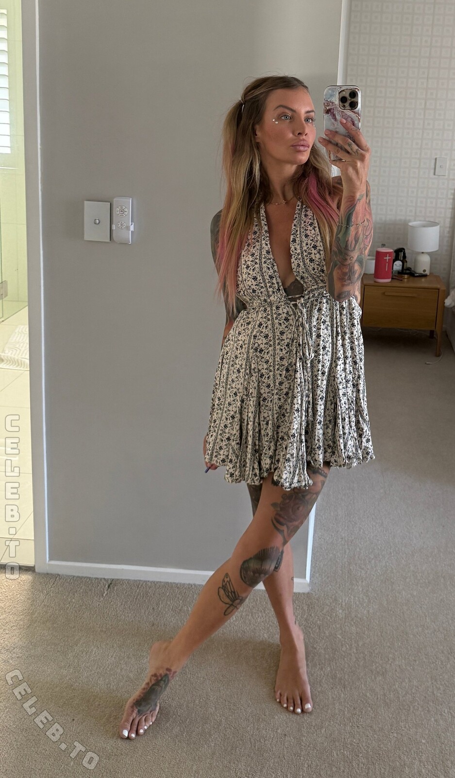 evelynuncovered nude photo 3
