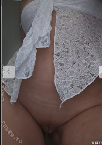 Evelynxka nude photo 4