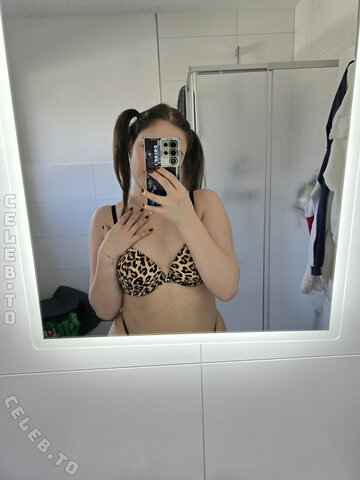 Evelynxka photo 1