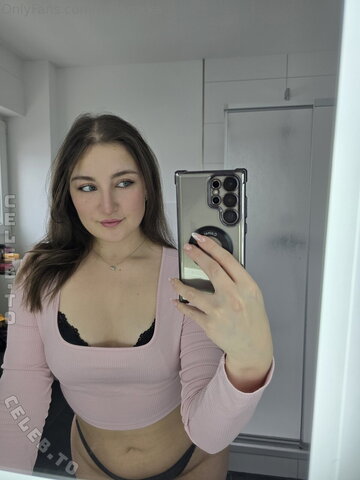 Evelynxka nude photo 101