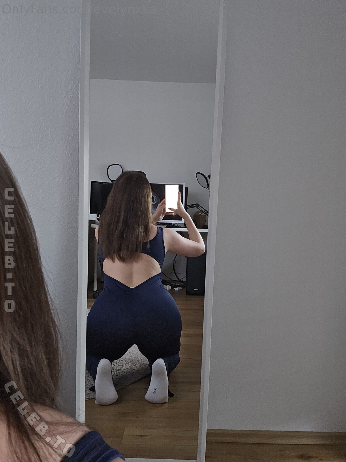 Evelynxka nude photo 5