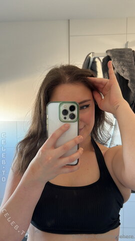 Evelynxka nude photo 13
