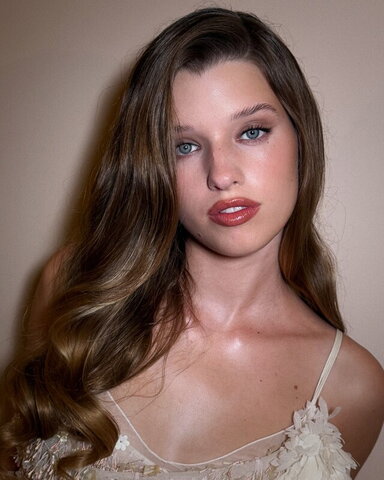 Ever Anderson nude photo 38