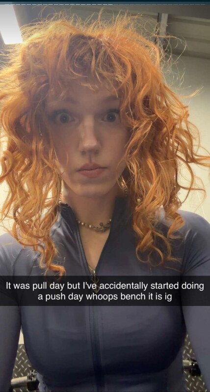 eviedotgym nude photo 1