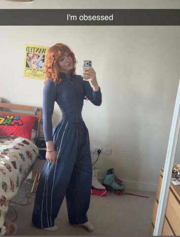 eviedotgym nude photo 3