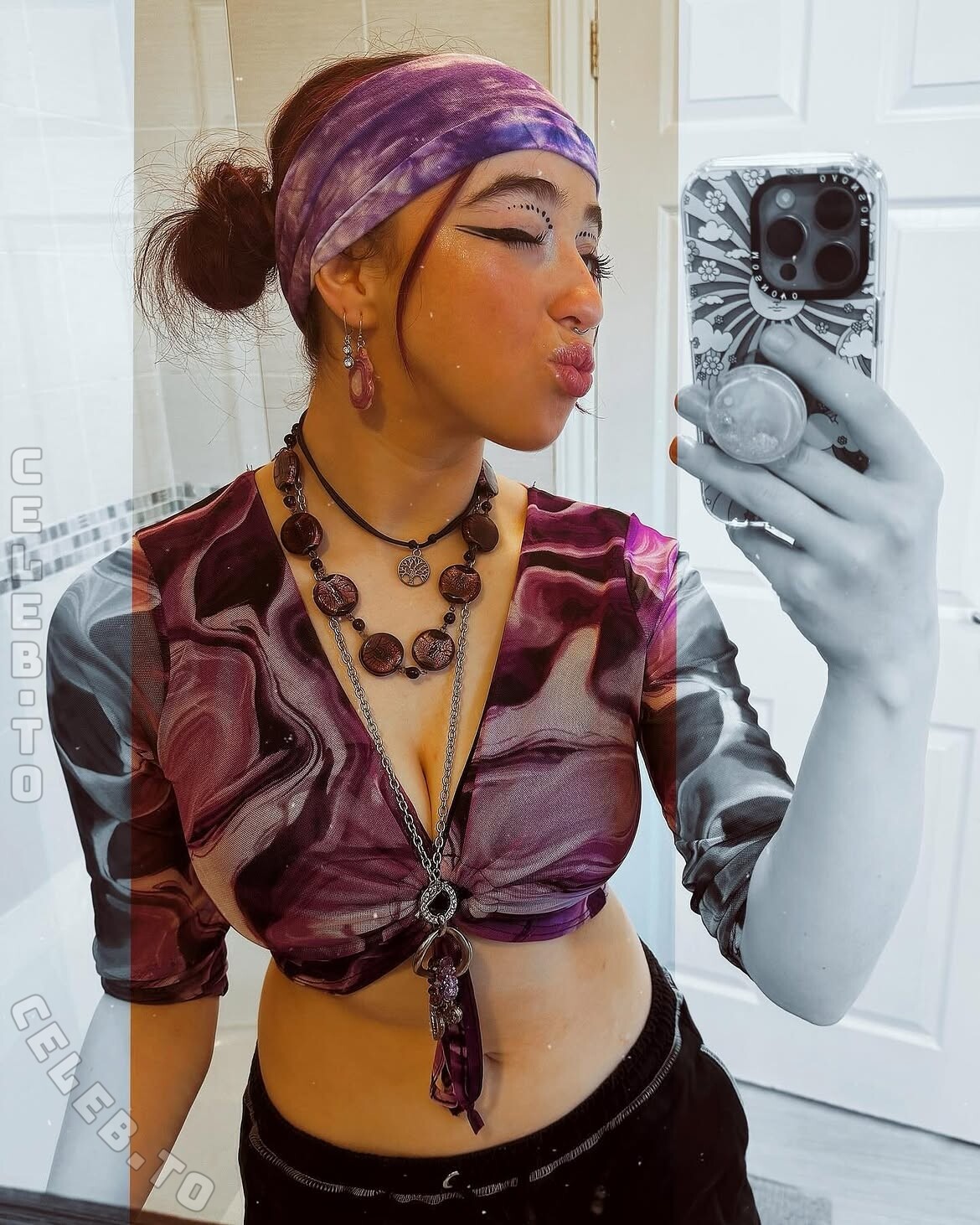 eviemeg nude photo 3