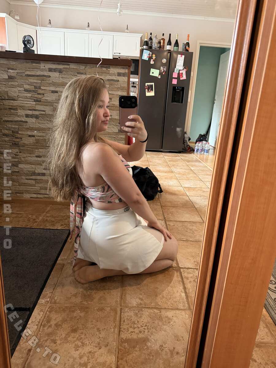 Evviepp nude photo 11
