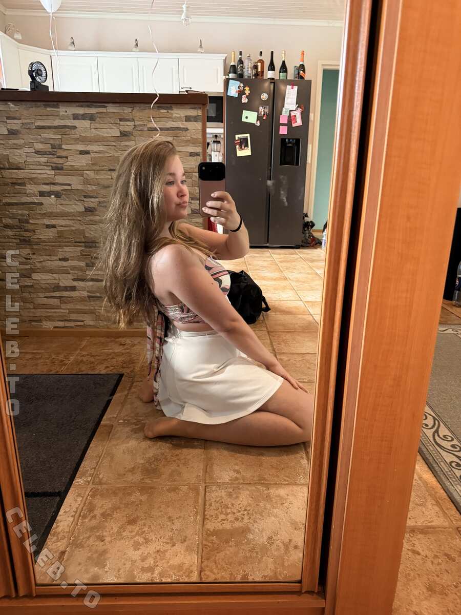 Evviepp nude photo 12
