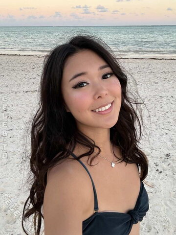 ExtraEmily nude photo 11