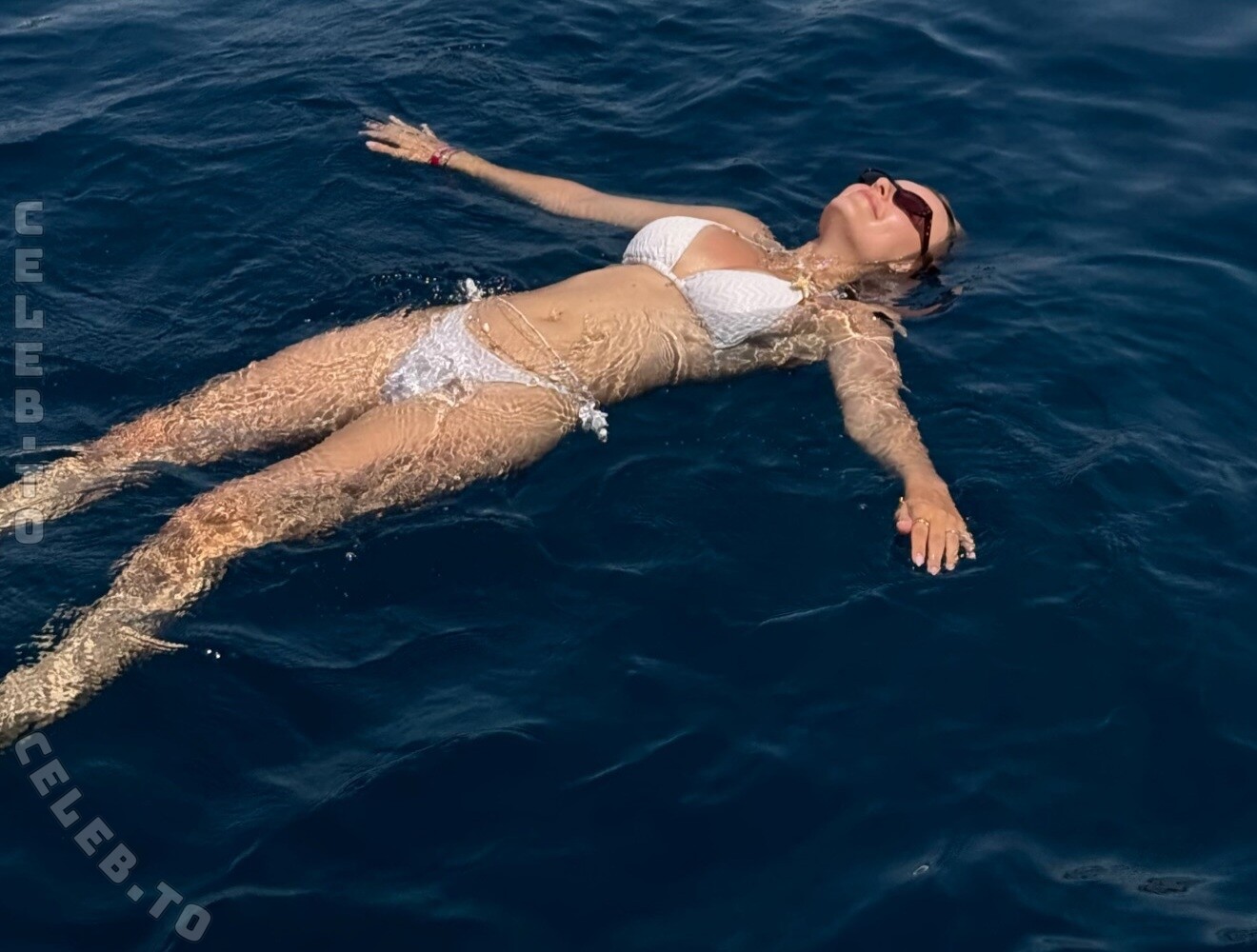 eyFreundin nude photo 2