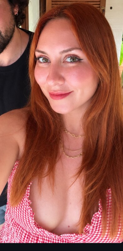 Ezgi Zorba nude photo 1