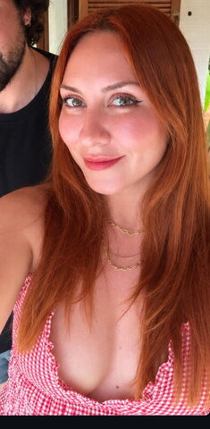 Ezgi Zorba Sexy (1 photo)