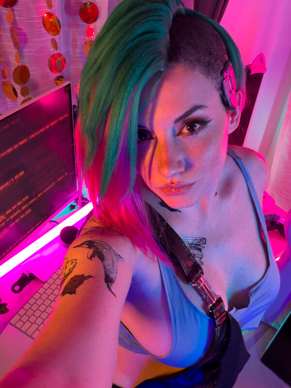 Ezy Summers Cosplay nude photo 17