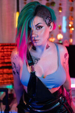 Ezy Summers Cosplay nude photo 6