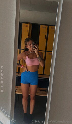 Fabienne Kreusch nude photo 13