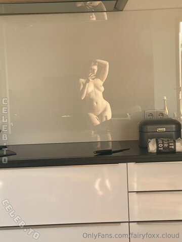 Fairyfoxx nude photo 23