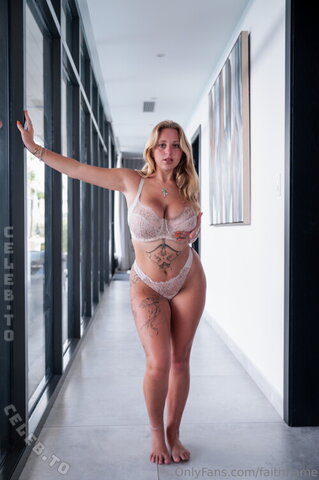 faithflame nude photo 17