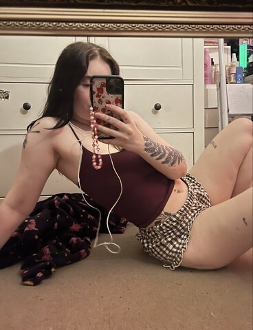 faithlessgirlll nude photo 2