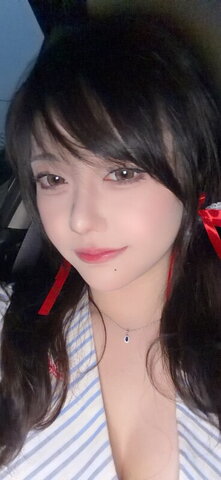 Faixvey Hot (4 photos)
