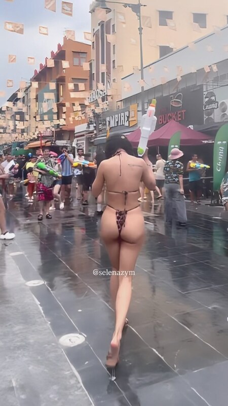 Fantasyuanm nude photo 6