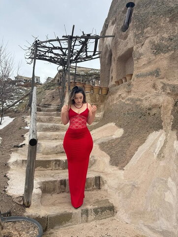 Fatmaakonca nude photo 3