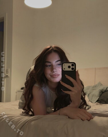 Faye.sxh nude photo 3