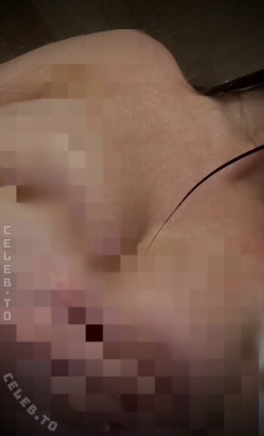 Faye.sxh nude photo 2