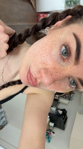 Faye.sxh nude photo 9