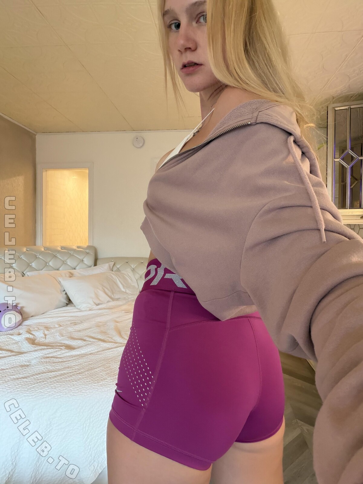 Fayletha nude photo 3