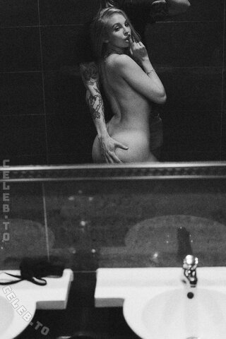 fbn.tmm nude photo 37