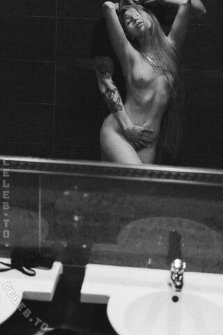 fbn.tmm nude photo 26
