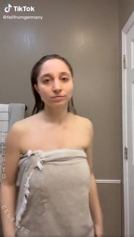 Felicia Hofner nude photo 1