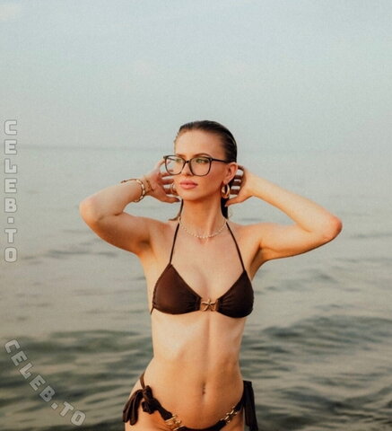 Feline.trd nude photo 12