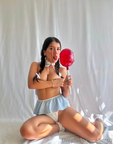 Fernanda Spinola nude photo 15