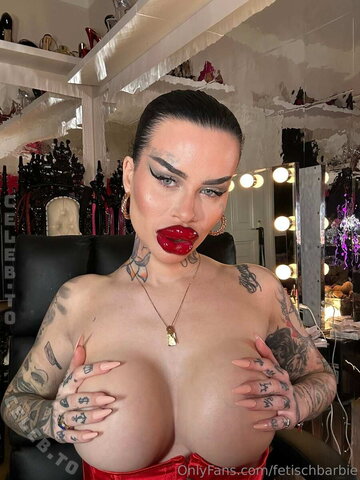 FetischBarbie nude photo 39