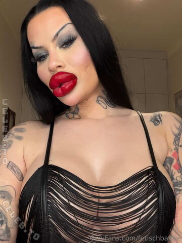 FetischBarbie nude photo 1