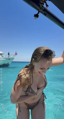 Filippavaneijk nude photo 14