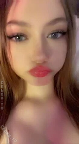 Finally18Cicii – German streamer. (seems to live in Thailand) She has announced Onlyfans