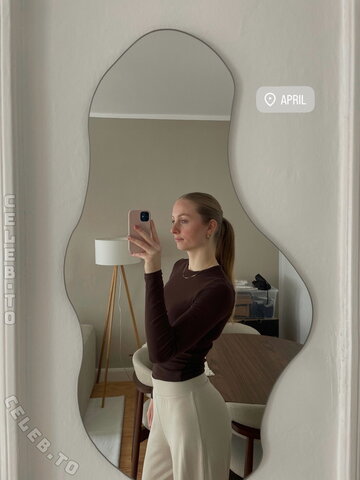Finja and Svea photo 2