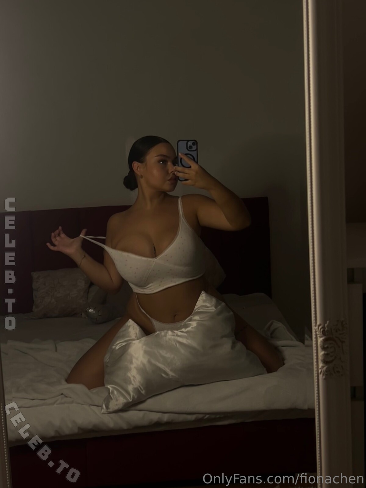 Fionachen nude photo 4