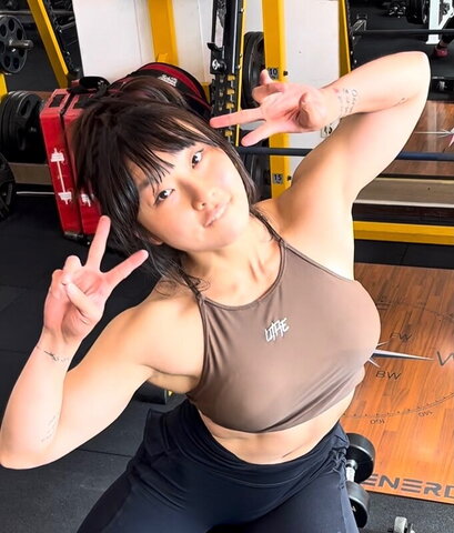 first_jang_hyo nude photo 1