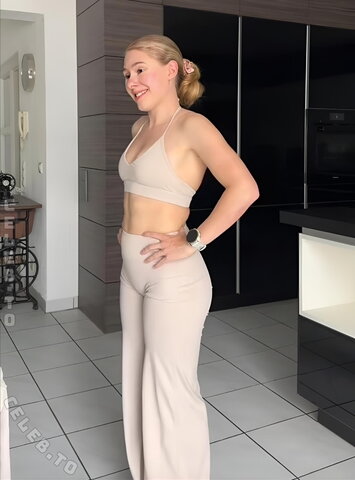 fitbyhannaah nude photo 3