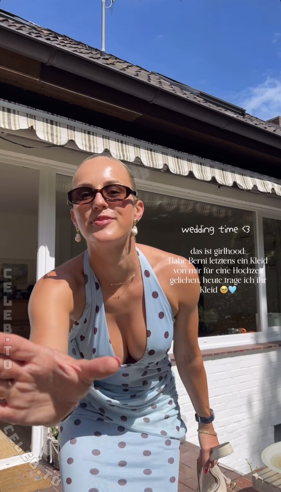 fitmitdebbs nude photo 3